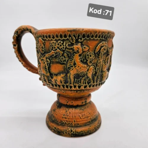Duży rzeźbiony ceramiczny puchar dekoracyjny, made in west Germany, model WB112