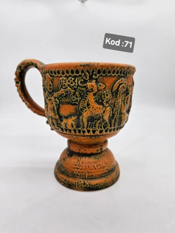 Duży rzeźbiony ceramiczny puchar dekoracyjny, made in west Germany, model WB112