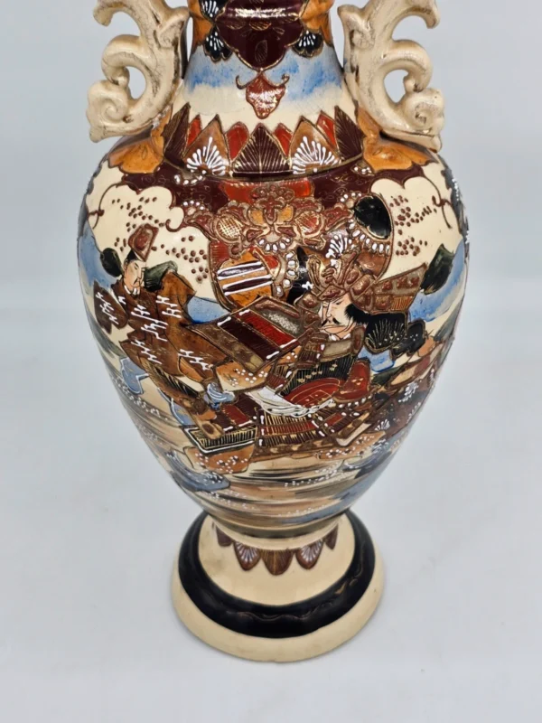 Duży Chiński wazon ceramiczny – ręcznie malowany, reliefowy, unikatowy