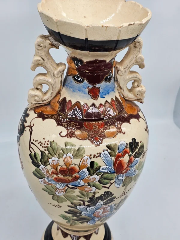 Duży Chiński wazon ceramiczny – ręcznie malowany, reliefowy, unikatowy