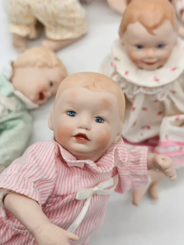 Zestaw porcelanowych lalek kolekcjonerskich Yolanda Dolls – unikatowe rękodzieło