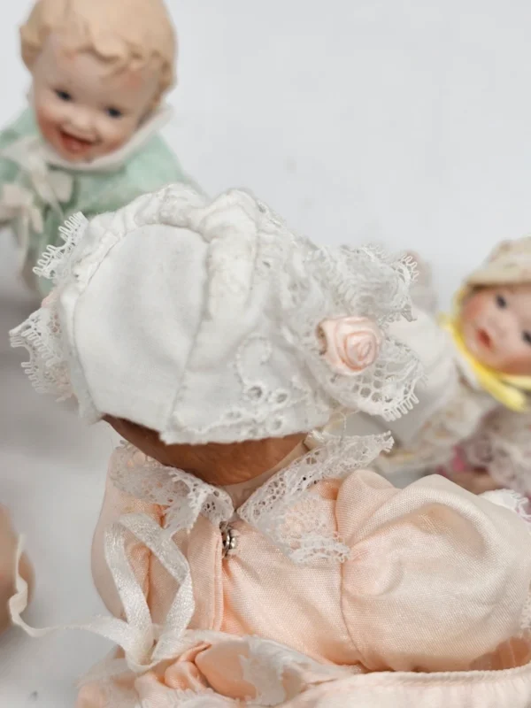 Zestaw porcelanowych lalek kolekcjonerskich Yolanda Dolls – unikatowe rękodzieło