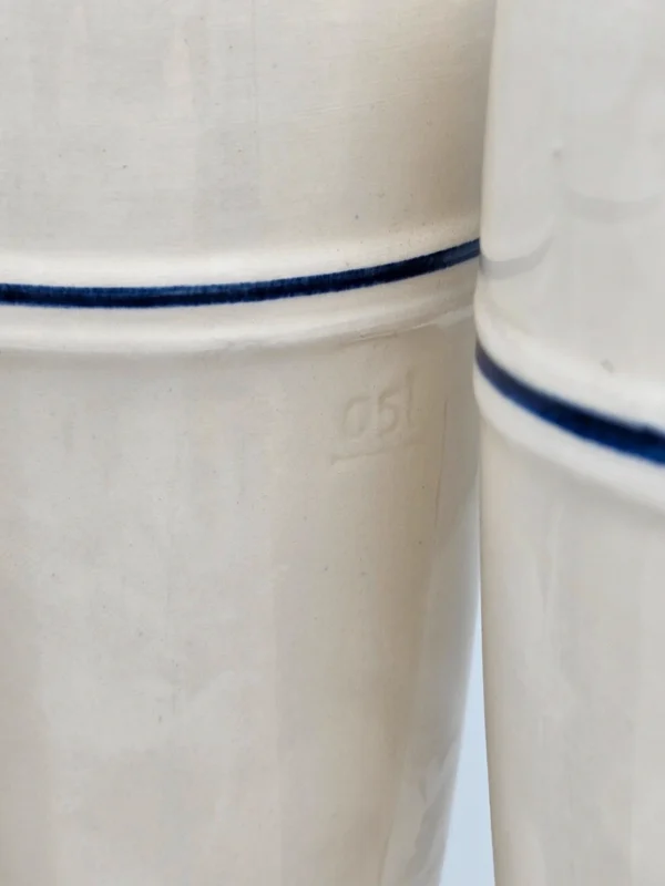 Zestaw 7 kolekcjonerskich kufli ceramicznych Regensburger Freundschaftsbecher – 0,5 L