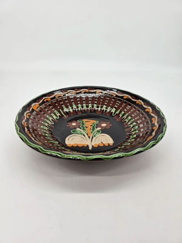 Ręcznie malowany talerz ceramiczny o średnicy 27,5 cm