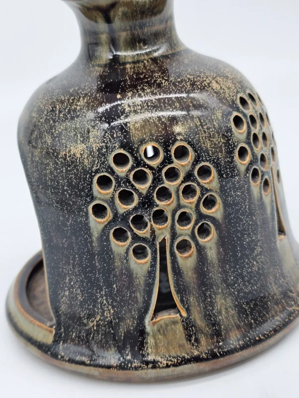 Ceramiczny kominek do aromaterapii / świecznik ażurowy – rękodzieło