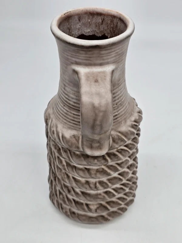 Wazon ceramiczny z uchwytem – styl vintage, faktura sznura