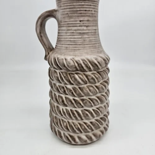 Wazon ceramiczny z uchwytem – styl vintage, faktura sznura