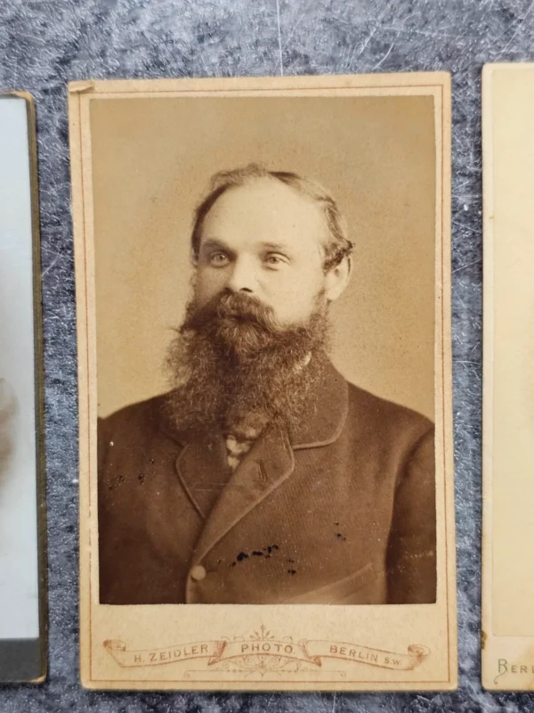 Zestaw 3 fotografii typu Carte de visite z Berlina (ok. 1870–1900)