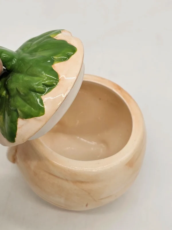Ceramiczny pojemnik ręcznie robiony – uroczy warzywniak z uśmiechem, 12 cm