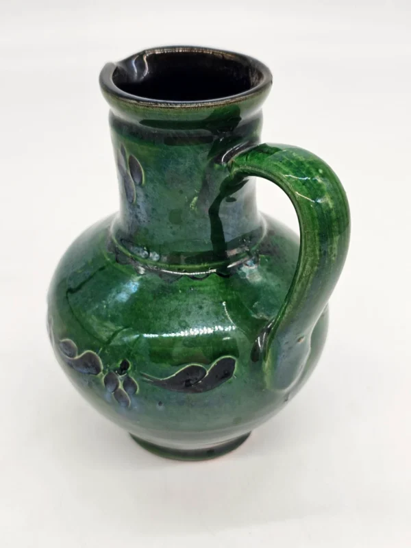 Dzbanek ceramiczny zielony z ażurowym wzorem – 17 cm