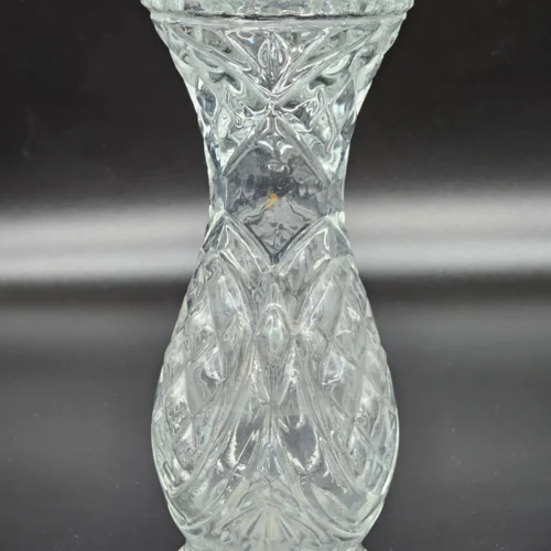 Wazon tłoczony ze szkła prasowanego, wys. 21 cm – styl retro / PRL
