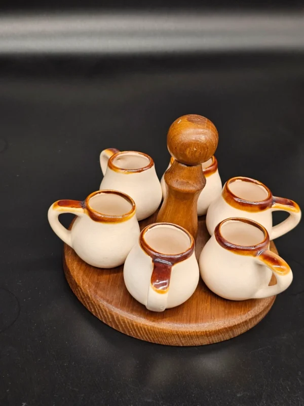 Rustykalny zestaw: 6 ceramicznych kieliszków z podstawką – handmade, ok. 50 ml