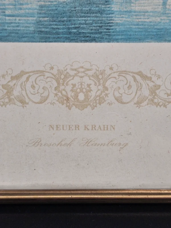 Obraz „Neuer Krahn – Broschek Hamburg”, litografia w ramie mosiężnej 24x30 cm