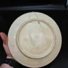 Ceramiczny talerz ścienny z motywem pustyni i wielbłąda – ręcznie malowany, Ø 27 cm