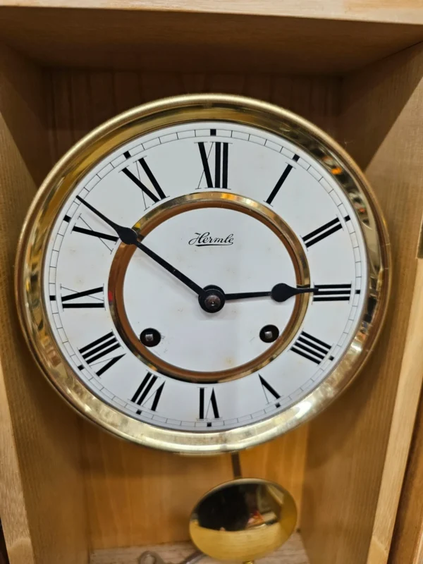 Zegar ścienny Hermle z mechanizmem bijącym sprawny, retro styl