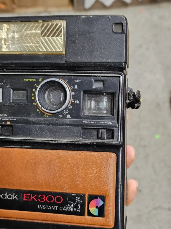 Aparat natychmiastowy Kodak EK300 – Made in USA – vintage retro