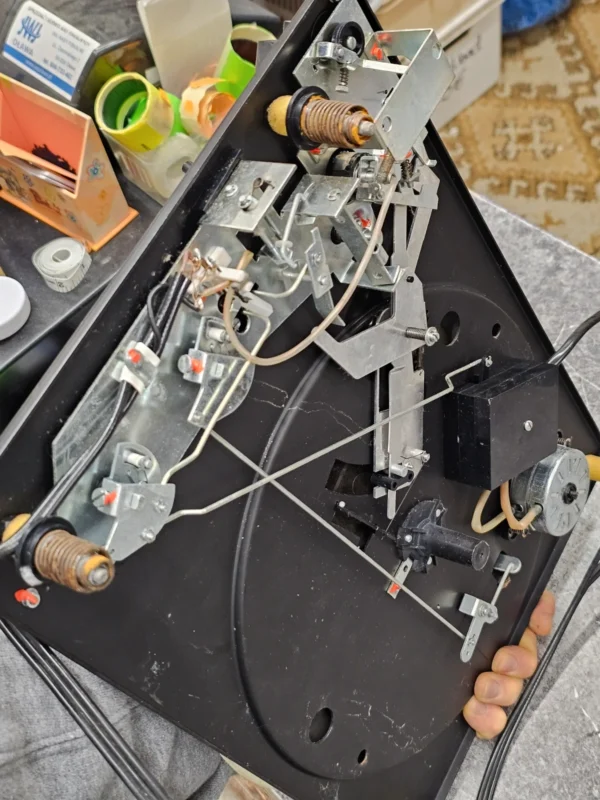 🎵 Gramofon Lenco L43 GT – półautomatyczny, vintage 🎵