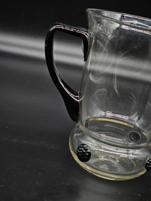 Ręcznie wykonany dzban szklany z czarnym uchem i dekoracją – 2L, unikat hand made
