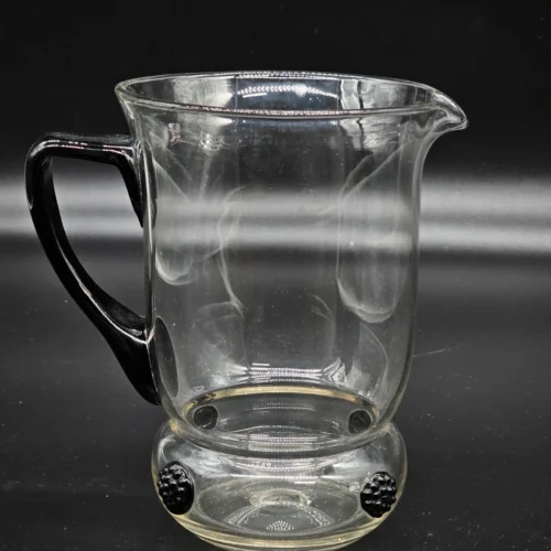 Ręcznie wykonany dzban szklany z czarnym uchem i dekoracją – 2L, unikat hand made