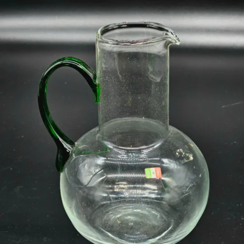 Szklany dzbanek z zielonym uchem, Made in Italy – ręcznie formowany, 19 cm