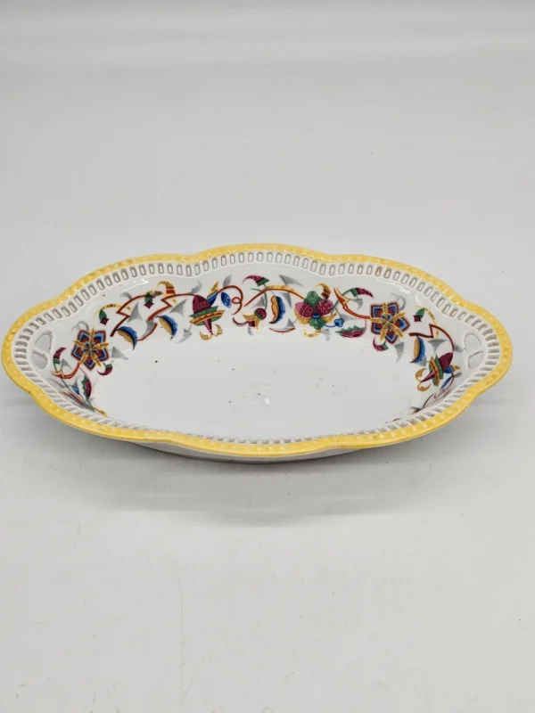 Owalna misa Schumann Bavaria – porcelana bawarska, ręcznie zdobiona, ażurowy brzeg