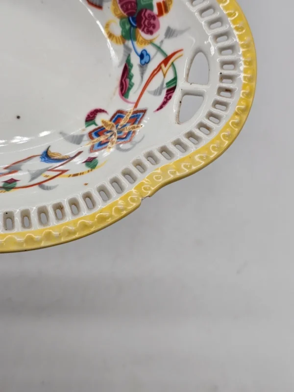 Owalna misa Schumann Bavaria – porcelana bawarska, ręcznie zdobiona, ażurowy brzeg