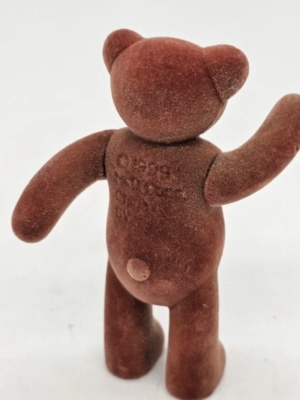 Figurka misia flockowanego McDonald’s 1999 – kolekcjonerski gadżet vintage, 9 cm
