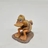 Figurka kaczki – ręcznie malowana, żywica, vintage