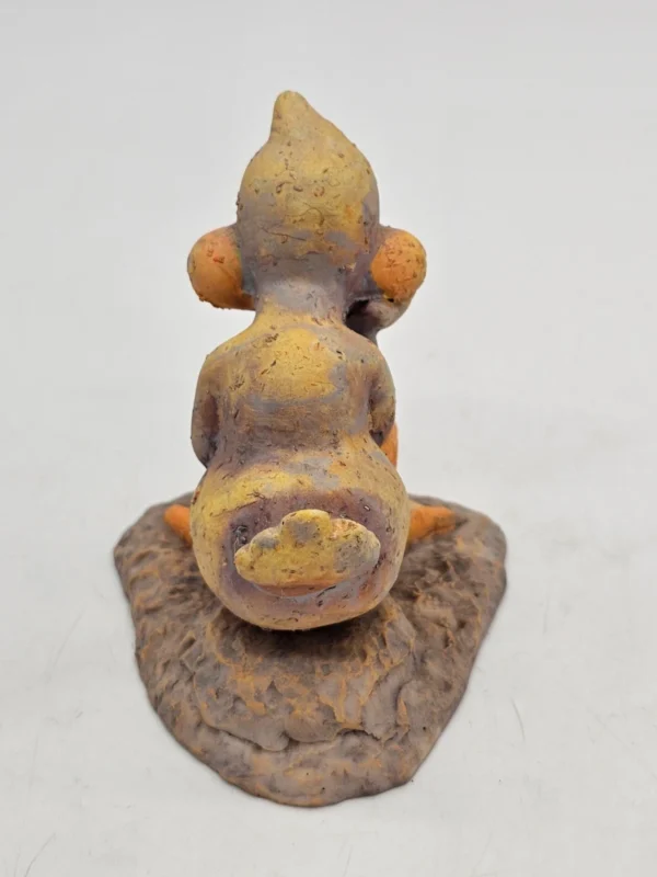 Figurka kaczki – ręcznie malowana, żywica, vintage
