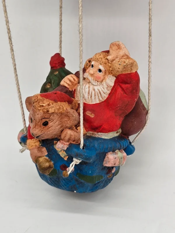 Balon z Mikołajem i myszką – rękodzieło CHRL 1940, 36 cm