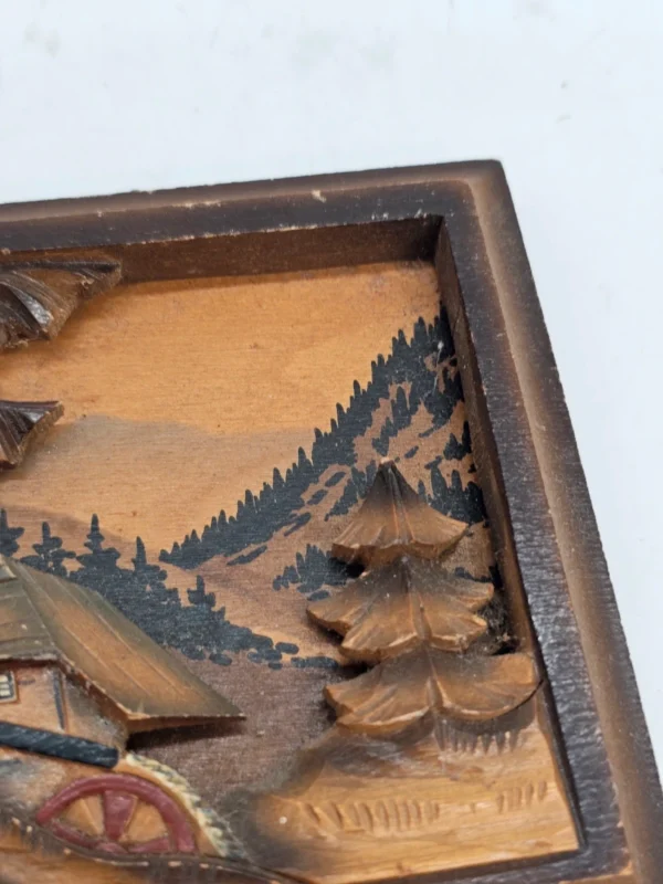 płaskorzeźba „Mühle Waldbreitbach” ręcznie rzeźbiona, 10×10 cm, Niemcy