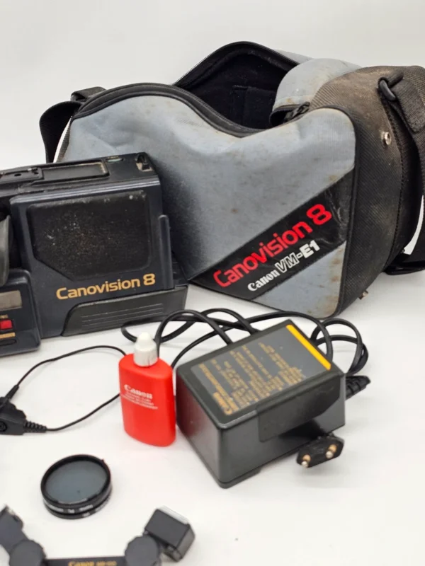 Kamera Canon Canovision 8 VM-E1N – komplet z akcesoriami, stan nieznany