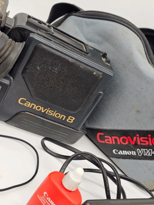 Kamera Canon Canovision 8 VM-E1N – komplet z akcesoriami, stan nieznany