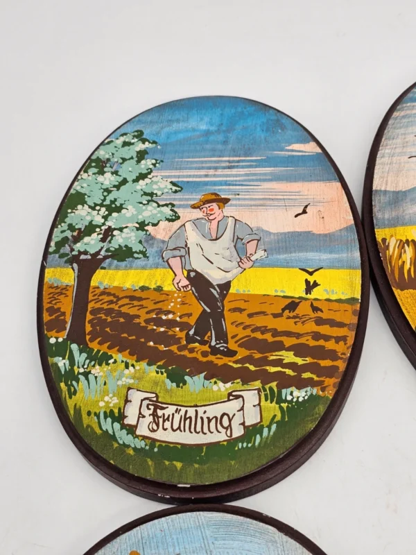 Zestaw 4 drewnianych tablic „Pory roku” ręcznie malowane, Niemcy, lata 70–80.