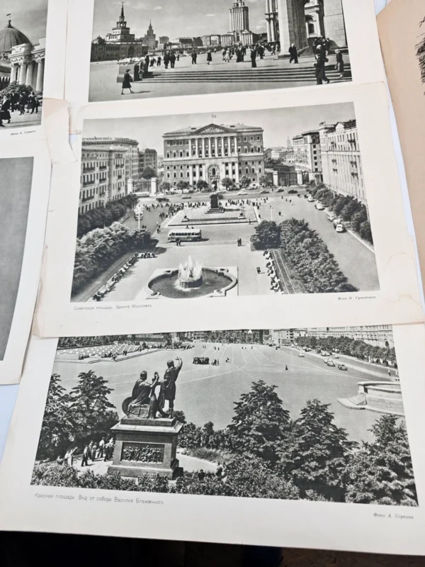Zestaw 12 grafik i fotografii architektonicznych – Moskwa i Niemcy, lata 40–50