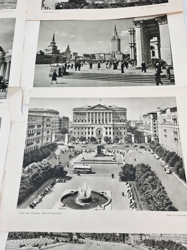 Zestaw 12 grafik i fotografii architektonicznych – Moskwa i Niemcy, lata 40–50