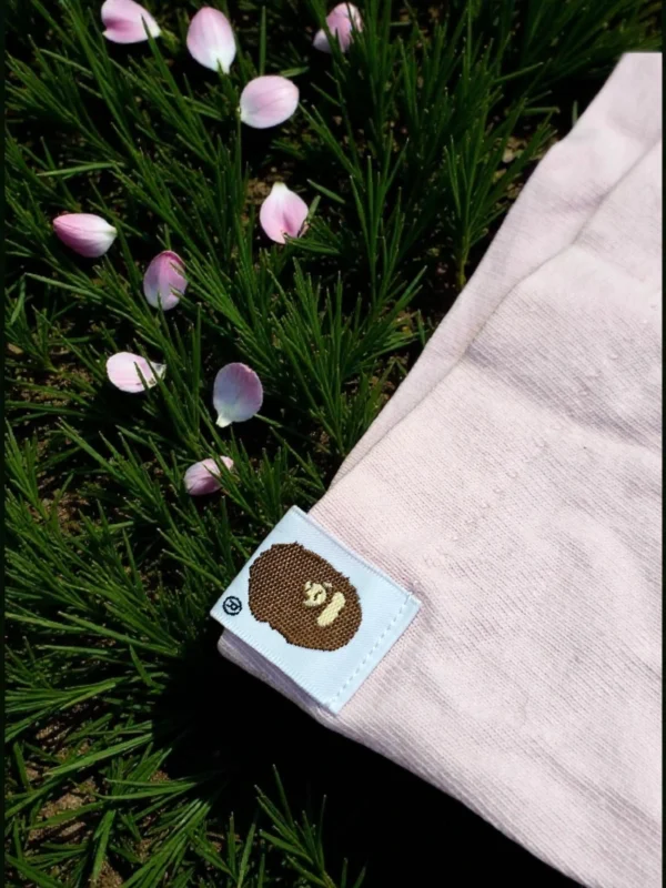 Koszulka A Bathing Ape (BAPE) różowa z fioletowo-turkusowym nadrukiem, rozmiar L