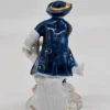 Porcelanowa figurka – arystokrata w stylu rococo