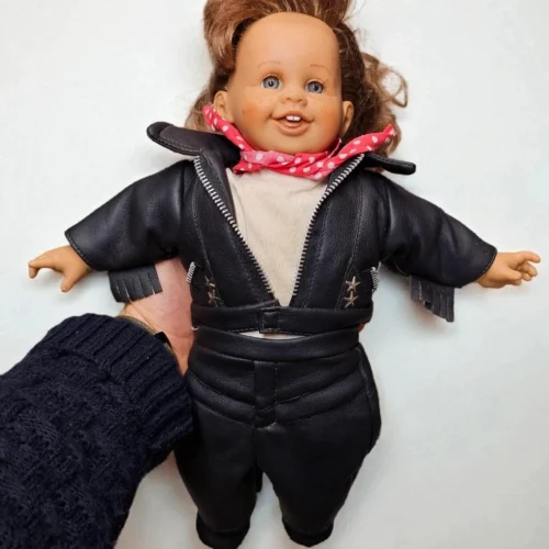 Lalka kolekcjonerska Isa Maria Collection – skórzany strój, lata 90.