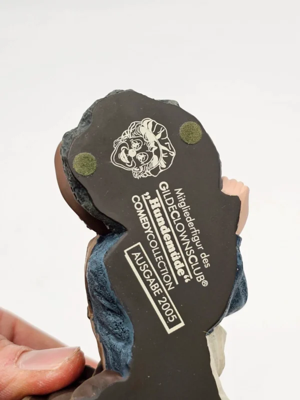 Gilde Clowns „Hundemüde” (Zmęczony z psem), Club Edition 2005 – dł. 17 cm, wys. 6 cm