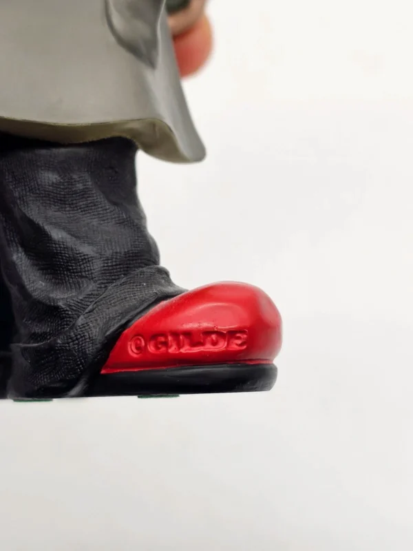 Gilde Clowns “Magnus” z butelką szampana – 17 cm (1. Ausgabe 2002)