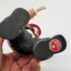 Gilde Clowns – figurka stojącego klauna w beżowej marynarce – 21 cm