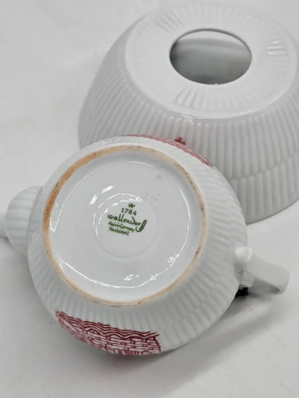Zabytkowy porcelanowy dzbanek z podgrzewaczem Wallendorf 1764