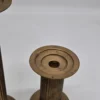 Zestaw dwóch metalowych świeczników kolumnowych, 26 cm i 14 cm