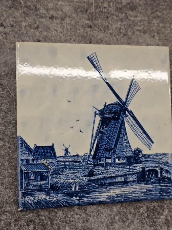 Ceramiczna płytka dekoracyjna wiatrak Delft Made in Holland 15x15 cm