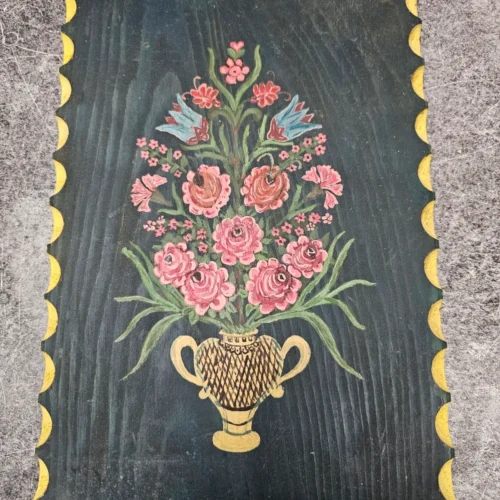 Ręcznie malowana deska dekoracyjna folk bukiet kwiatów na czarnym tle drewno 21x32 cm