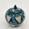 Ręcznie zdobiona ceramiczna cukiernica artystyczna grona winogron sygnowana