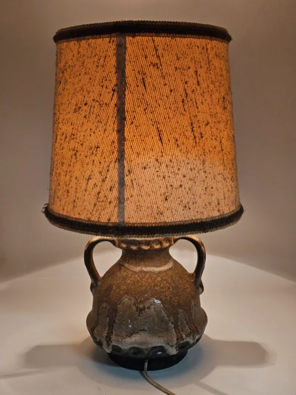 Lampa stołowa ceramiczna vintage z dużym kloszem