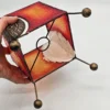 Dekoracyjny lampion świecznik metalowy z motywem liścia