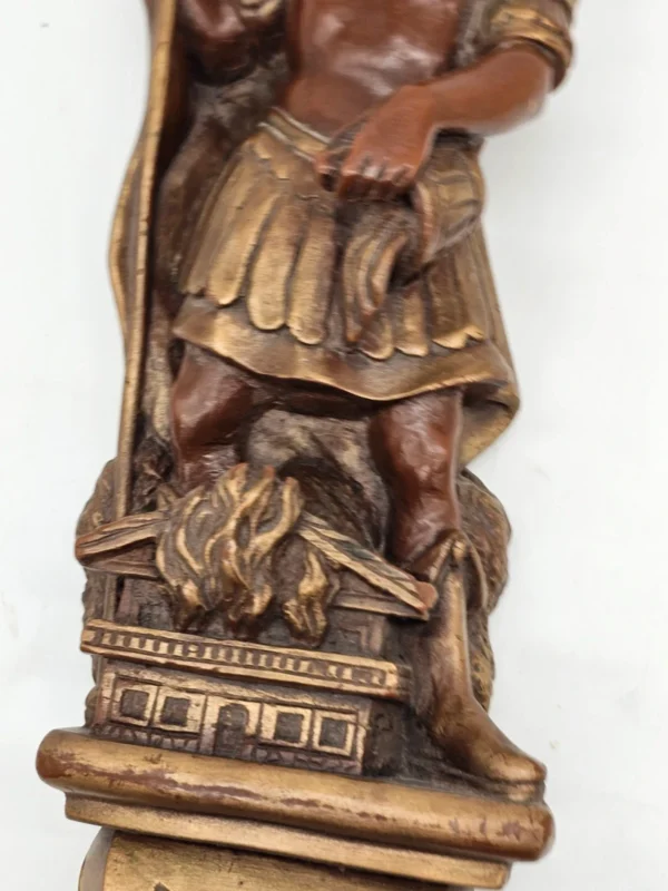 Święty Florian figura ścienna wosk patynowany 45 cm